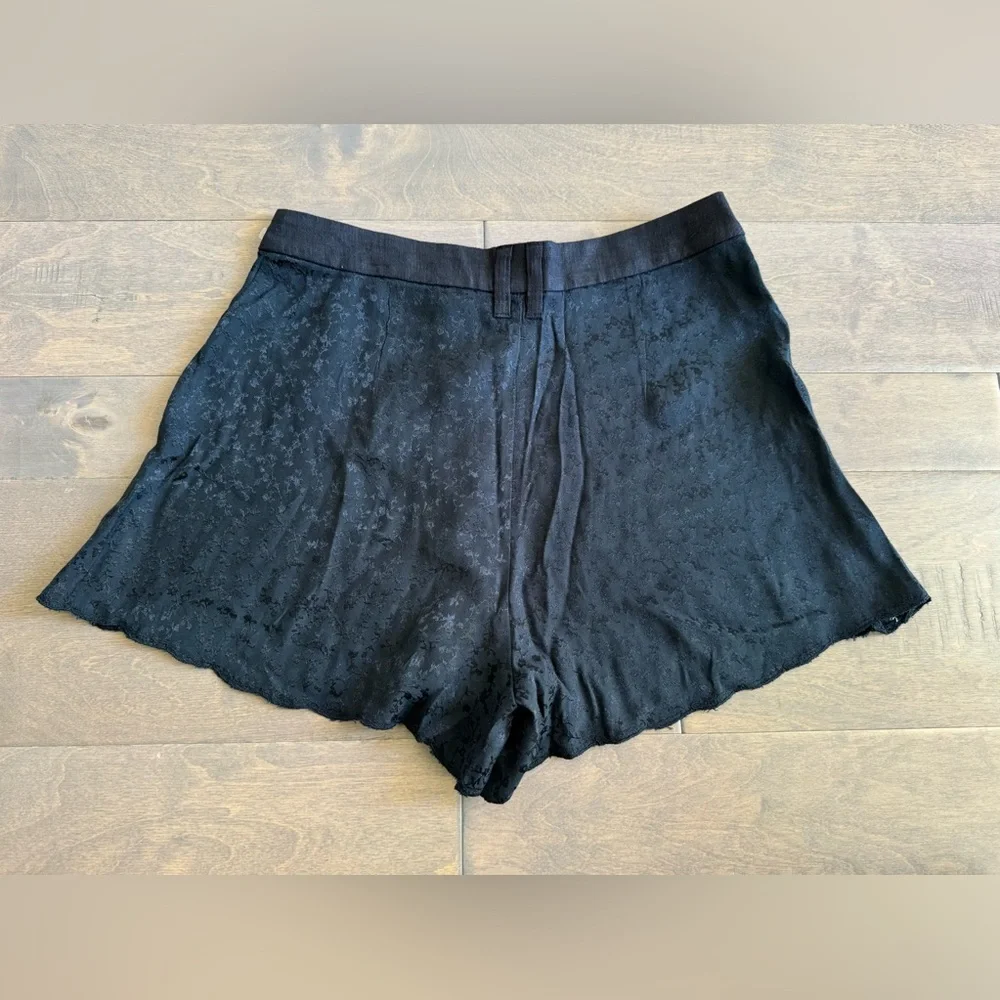 NWOT Free People Claudia Tap Shorts-Black